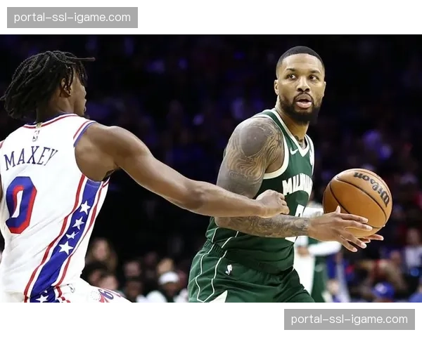 明日焦点战前瞻：雄鹿与76人之战，看利拉德与马克西的突破分球对决